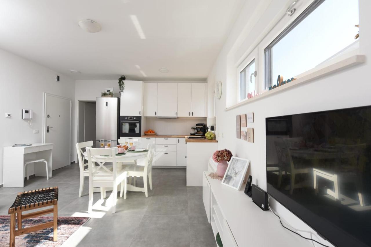 Novi Apartman Franka Lejlighed Zadar Eksteriør billede